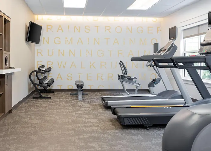 By Marriott Decatur 3*