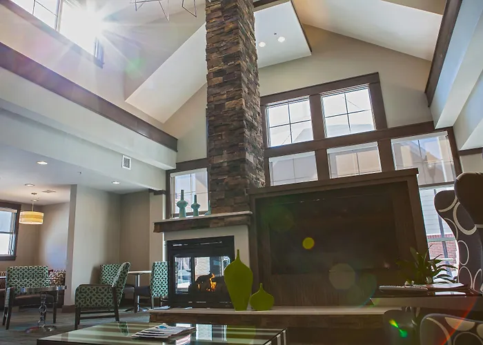 By Marriott Decatur 3* Forsyth