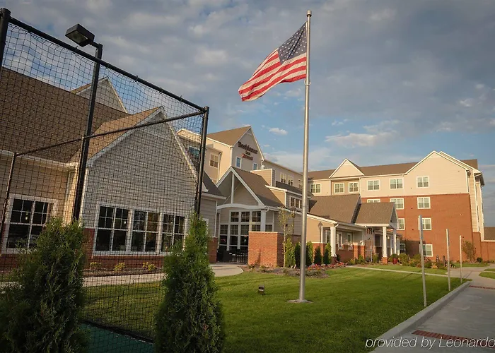 Hotel By Marriott Decatur 3*